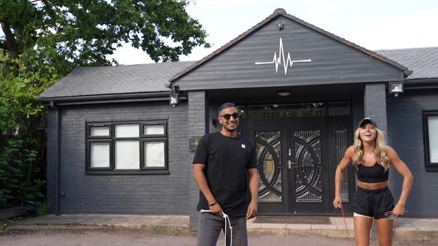 Running-man footwork tutorial with Lauren Jumps! (MUST WATCH!) смотреть онлайн