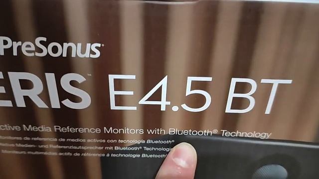 Korg Volca смотреть онлайн