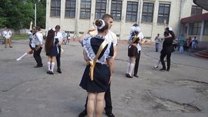 Последний звонок 29 05 2015 Вальс выпускников
