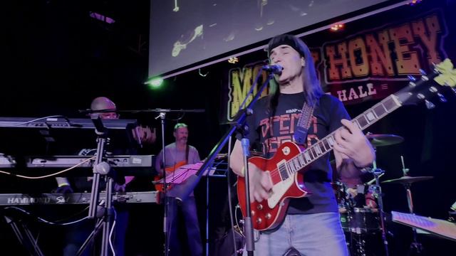 Птенец. Александр Соколов (МИФЫ) и Группа ФинскийзалиФ