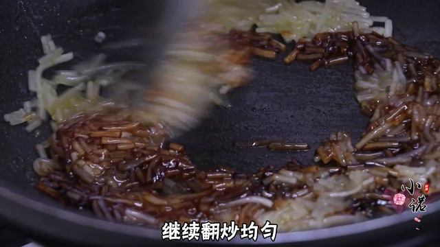 春天要吃白菜馅饼，教你懒人做法，不发面不烫面，皮薄馅大不破皮【刘姐厨房 Magic Food】