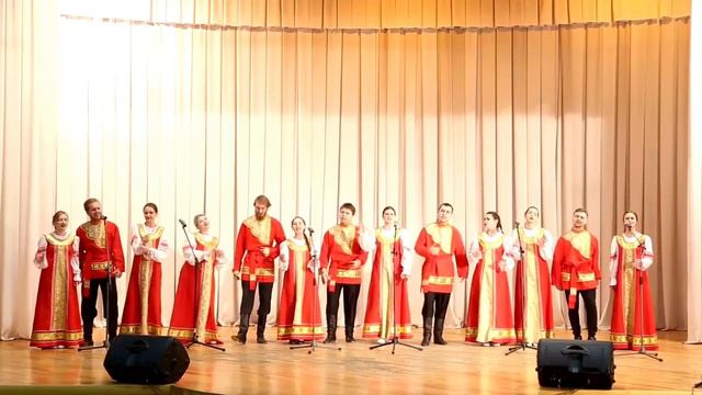 Народный ансамбль « Русская песня» - «Узенький проулочек»