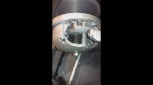 Тайга Варяг 550  ..как я смазываю вариатор.mp4