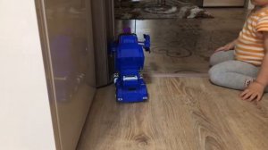 Оптимус прайм грузовик трансформер Optimus Prime на пульте управления
