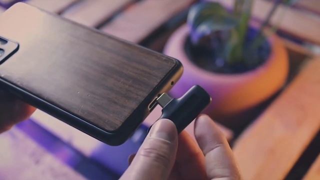 Портативный беспроводной петличный микрофон Ulanzi J12, разъем Type-C/Lightning