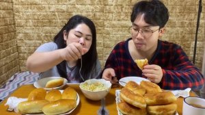 Мукбанг/Муж кореец пробует пирожки/