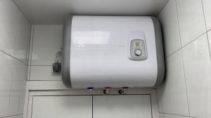 Обзор водонагревателя Electrolux EWH 30 Royal H