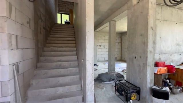 ВИЛЛА С ЧАРУЮЩИМ ВИДОМ НА ГОРЫ. КРАСНАЯ ПОЛЯНА В 15 минутах. БОЛЬШОЙ И СОВРЕМЕННЫЙ ДОМ С БАССЕЙНОМ