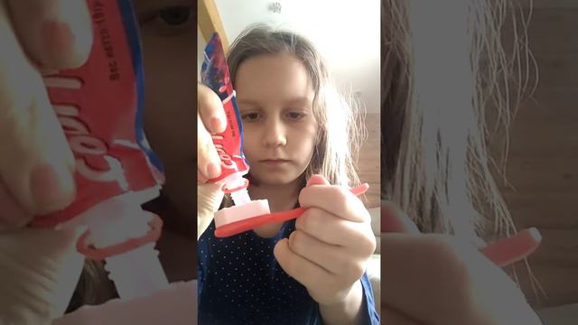 Ем зубную пасту смотреть онлайн