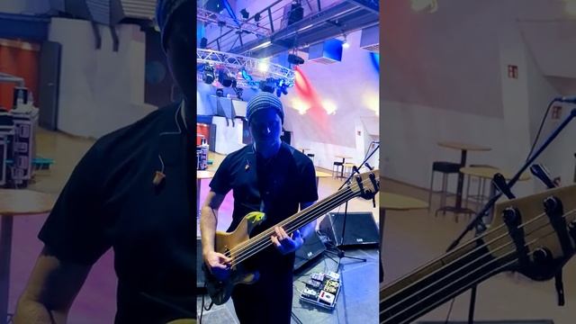 Kent Beatty Soundcheck - Brother Dege Europe 2022 Tour - Unna, Germany - Muckelroy #bass #shorts