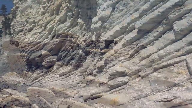 Голубая Бездна 2020/ Спуск к морю / Крутая дорога к дикому пляжу смотреть онлайн