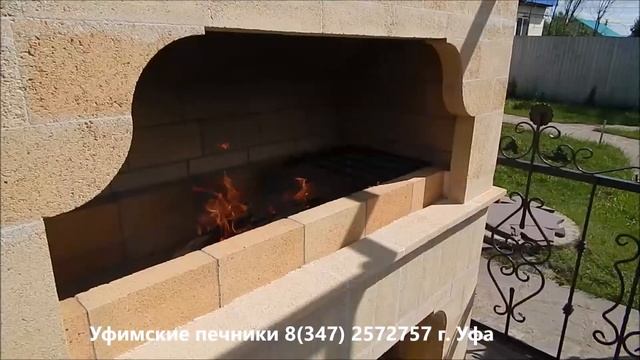 Красивый кирпичный мангал для шашлыков в беседку, из шамотного кирпича. Уфимские печники 8927968198 смотреть онлайн