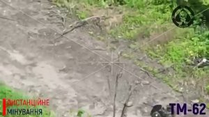 ВС Украины применяют роботизированные комплексы для установки противотанковых мин ТМ-62.