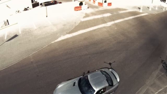 The Nissan Juke-R vs supercars - Helicopter смотреть онлайн