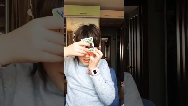 Распаковка игры "Кто Я?" смотреть онлайн