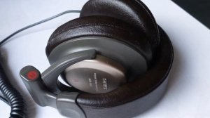 Headphones Vintage - Sony MDR V-900, Technics Stereo Headphones RP-F 800, ITT SKH 400