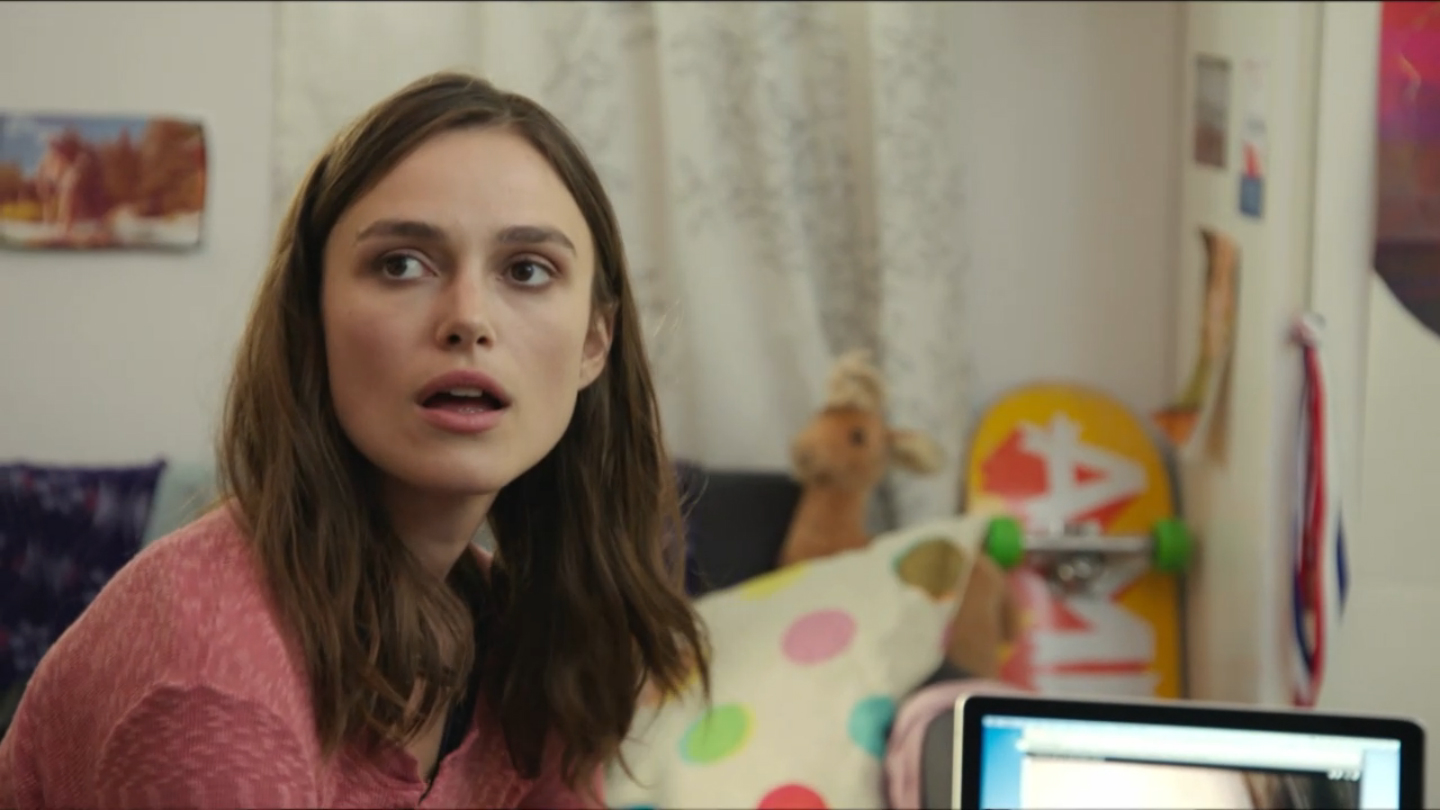 Детка видео. Детка фильм 2014. Кира Найтли детка. Keira Knightley laggies. Сериал детки Кира.