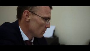 Водит удостоверение