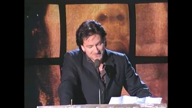 Bono Inducts Bob Marley into the Rock and Roll Hall of Fame смотреть онлайн