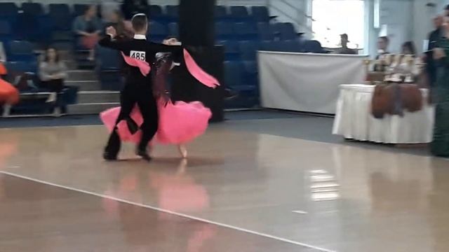 19'Май, Вальс, Михаил Щукин и Алёна Кот смотреть онлайн