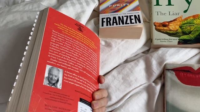 книжный влог I что я читаю, книги на английском, первые впечатления