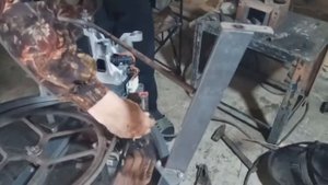 Двигатель от стиральной машинки на медогонку