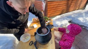 Мясо по Кремлевски, в афганском казане на костре. Мясо можно кушать губами)))