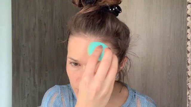 Что может бюджетная тоналка? Тест: Ухаживающая тональная основа OnColour Слоновая Кость 38806 смотреть онлайн