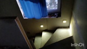 Подсветка лестницы готова