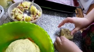 Дрожжевое тесто "без подхода", очень вкусные пирожки.