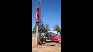Забивка свай. Сваебойная установка KOPERNIK SD-15 в Костроме