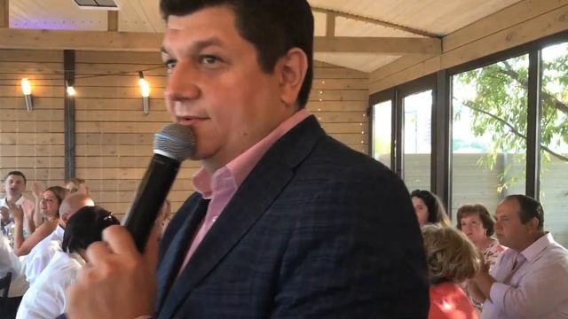 Ролик - Ведущий Евгений Вартанов смотреть онлайн