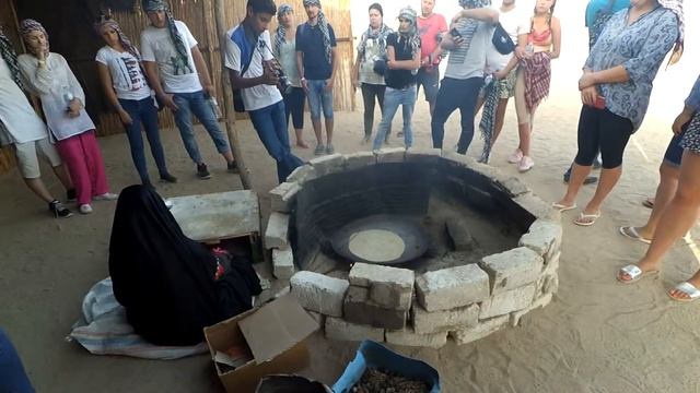 Хлеб бедуинов / خبز بدوي смотреть онлайн