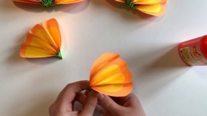 FLOWERS OF PAPER. Как сделать цветы из бумаги своими руками на 8 марта. Оригами. (Эмилия)