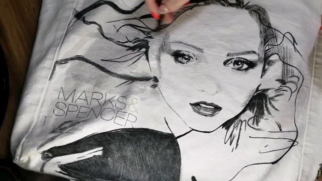 DIY тканевой сумки. Обновление рисунка лайнером. смотреть онлайн