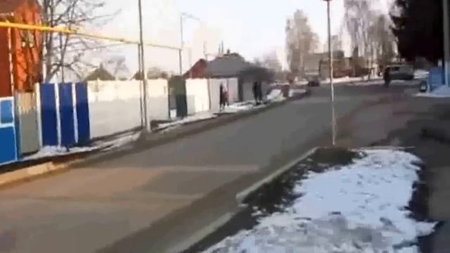 Борисовка - ул. Первомайская!_xvid.avi смотреть онлайн