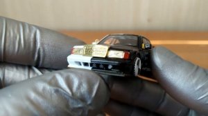 DCM 1:64 Mercedes 190E Restomod NFS