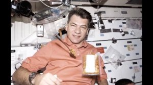 Что едят космонавты на орбите? / Свят Филатов #космос #космонавт #космонавты #еда #пища