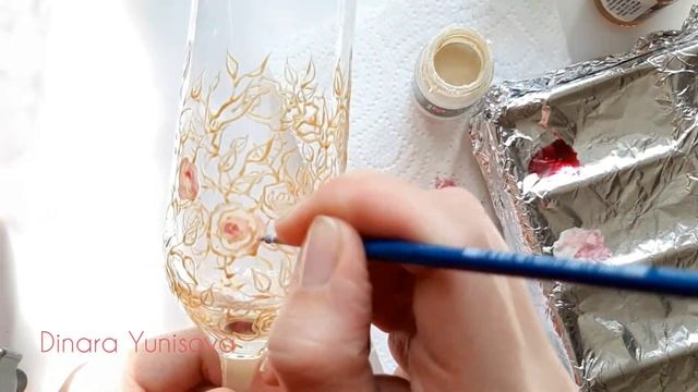 Витражная роспись фужеров "Розы" красками Glas Art от Marabu смотреть онлайн