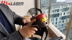 100 Вт мини-импульсная лазерная машина для очистки от коррозии и ржавчины
