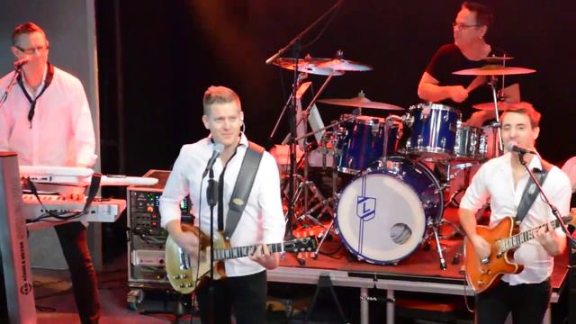 Voize - En Modig Man смотреть онлайн