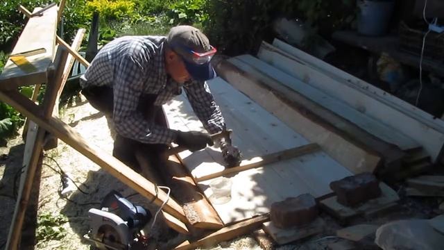 Дачный туалет+сарайка #2 Крыша, обшивка, двери, унитаз смотреть онлайн