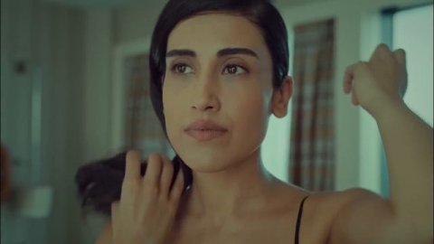 Bride of Istanbul - Episode 64 (English Subtitles) | Istanbullu Gelin