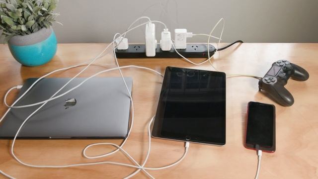 GIGA: The Must Have Powerful Fast charging GaN Charger смотреть онлайн