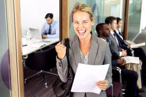 НАЙТИ РАБОТУ. ДАРЮ ВСЕМ. ИНГА ХОСРОЕВА. ВЕДЬМИНА ИЗБА.mp4