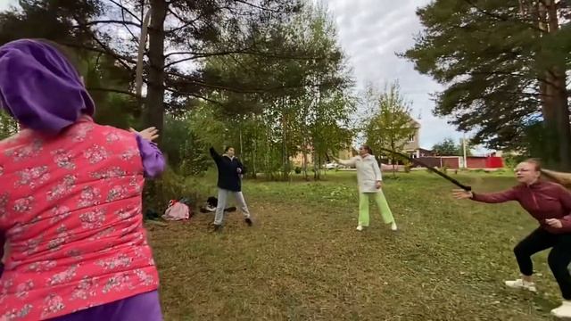 Фланкировка. Разминка с шашкой смотреть онлайн