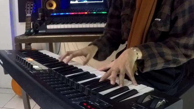 Momories maroon5 x Canon piano cover by meiriska смотреть онлайн