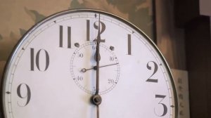 Как часто пересекаются стрелки часов? [Numberphile]