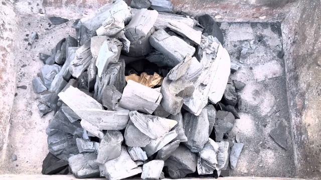 Лучший способ!!! Как разжечь угли без розжига за 1 минуту.