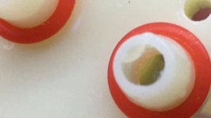 Электрический насос-насадка на 19 литровую бутыль воды. Осмотр, разбор, тест.